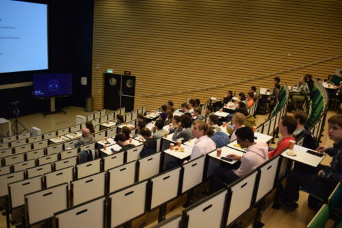 DSC 0501-einde-lunCHlezing-witterveenbos