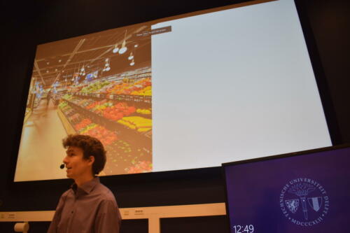 DSC 0001-begin-lunchlecture-Georgios