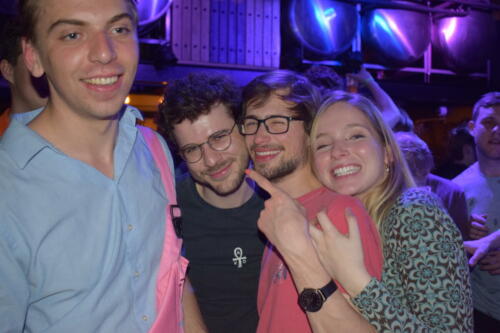 2 DSC 0012-98