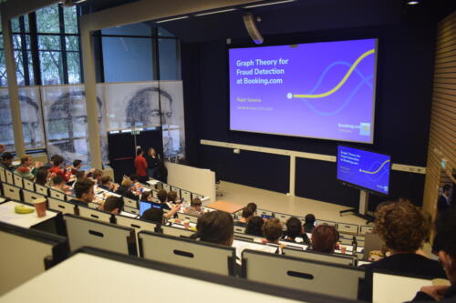 LunCH Lecture - Booking.com