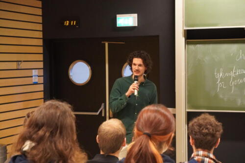 LunCH Lecture - Motiv